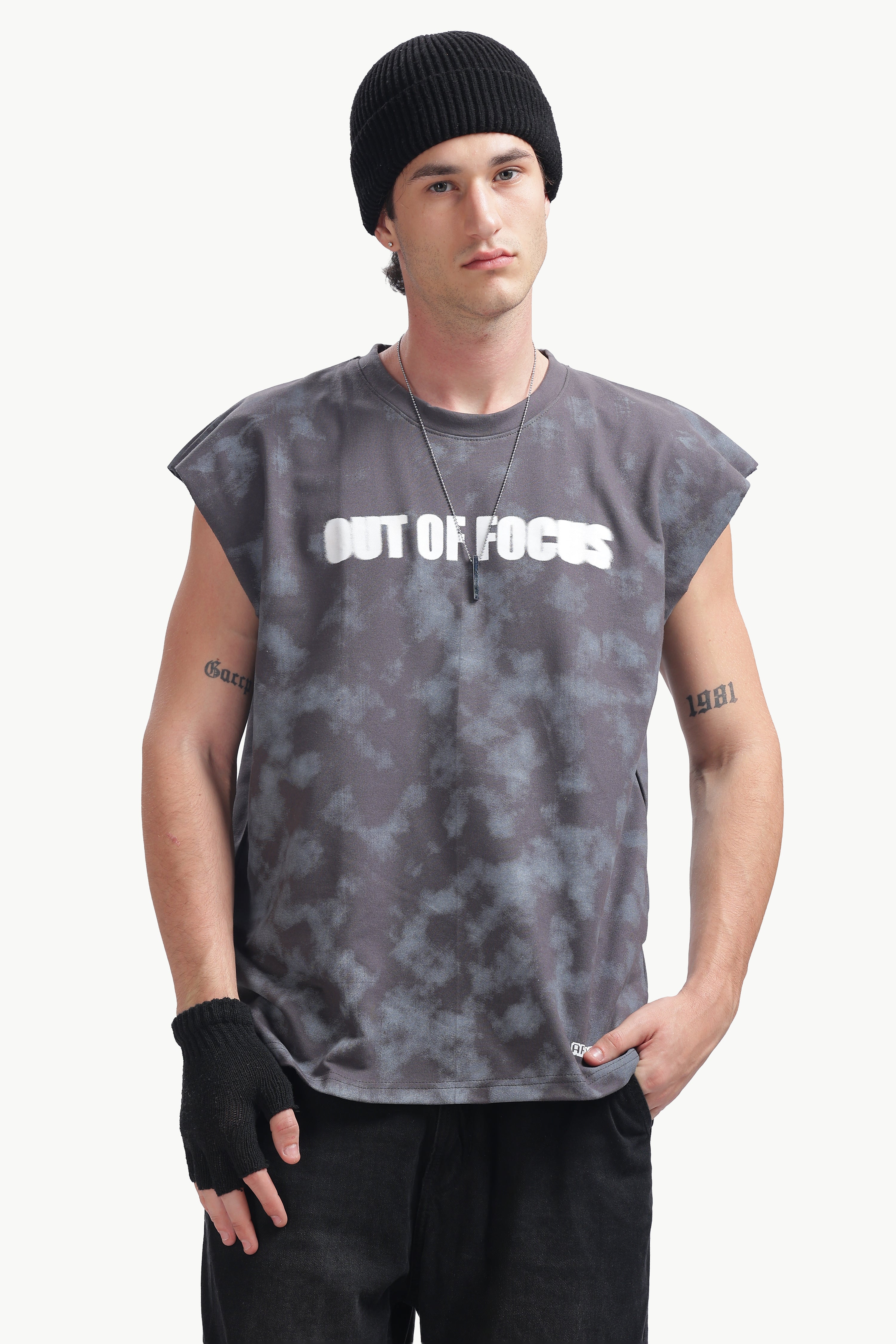 Out of Focus Tank